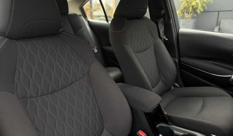 TOYOTA Corolla  | FWD (przód) | Automatyczna | 125 KM | Biały full