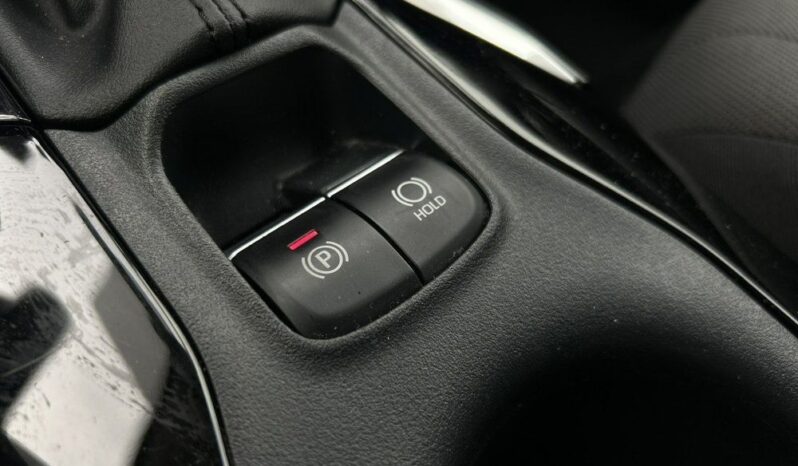 TOYOTA Corolla  | FWD (przód) | Automatyczna | 125 KM | Biały full