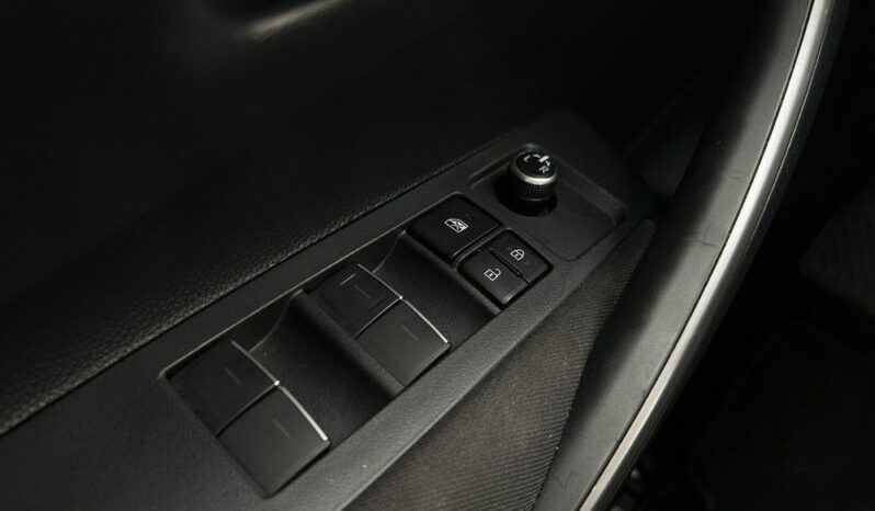 TOYOTA Corolla  | FWD (przód) | Automatyczna | 125 KM | Biały full