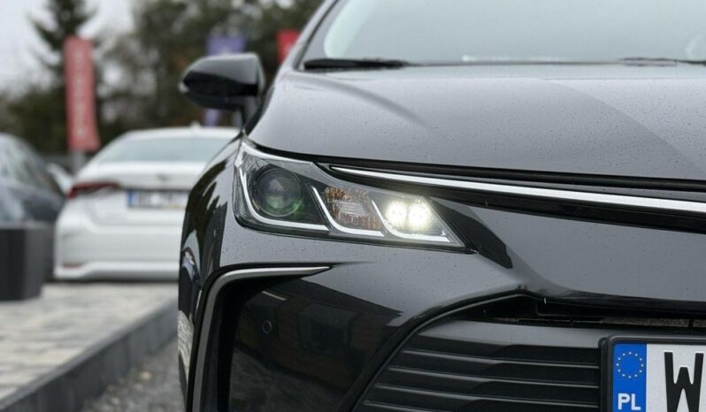 TOYOTA Corolla  | FWD (przód) | Manualna | 125 KM | Czarny full