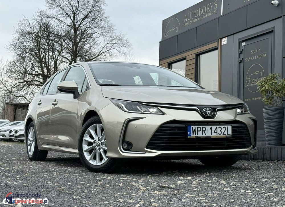 Toyota Corolla  | Fwd (Przód) | Manualna | 125 Km | Złoty