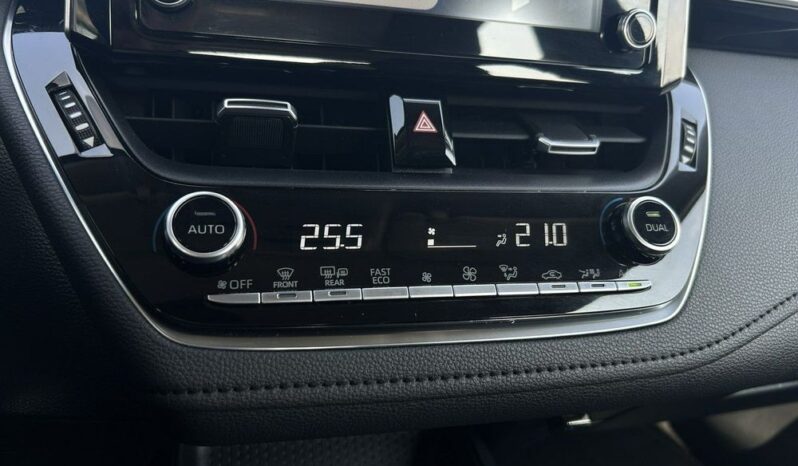 TOYOTA Corolla  | FWD (przód) | Manualna | 125 KM | Beżowy full