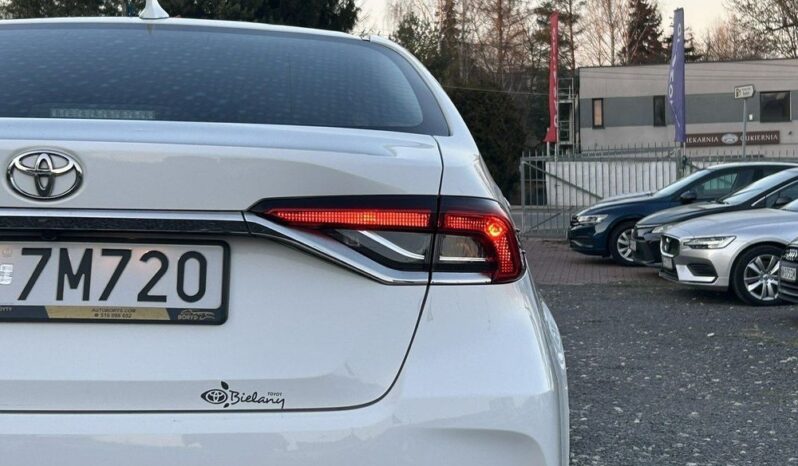 TOYOTA Corolla  | FWD (przód) | Automatyczna | 125 KM | Biały full