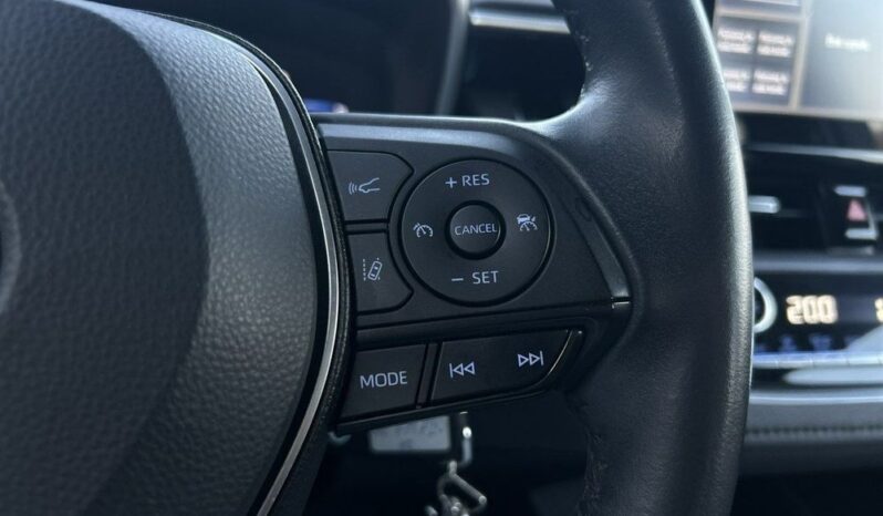 TOYOTA Corolla  | FWD (przód) | Automatyczna | 125 KM | Biały full