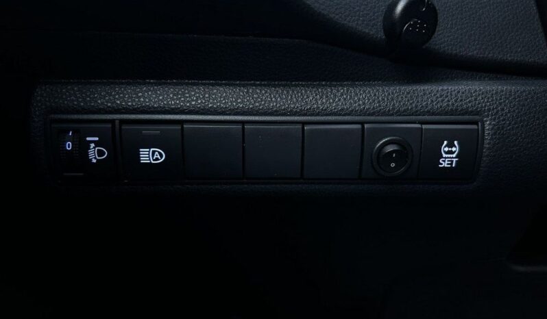 TOYOTA Corolla  | FWD (przód) | Automatyczna | 125 KM | Biały full