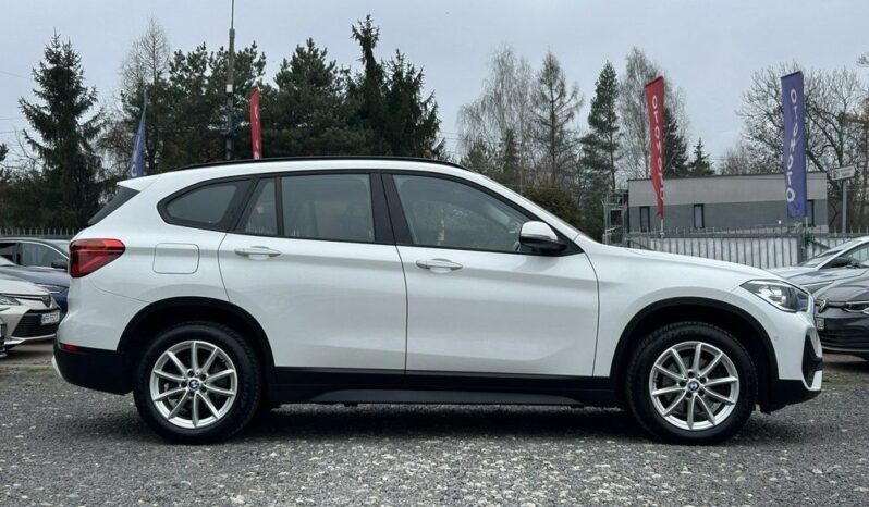 BMW X1  | FWD (przód) | Automatyczna | 140 KM | Biały full