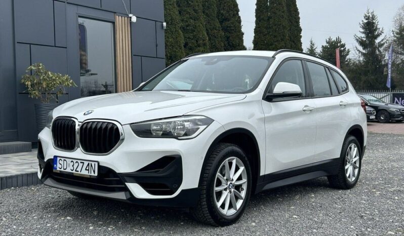 BMW X1  | FWD (przód) | Automatyczna | 140 KM | Biały full