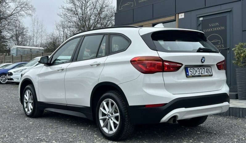 BMW X1  | FWD (przód) | Automatyczna | 140 KM | Biały full