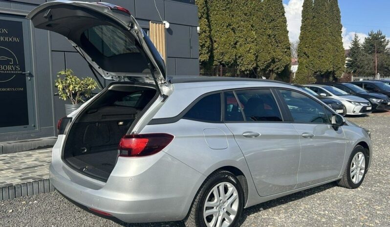 OPEL Astra | FWD (przód) | Manualna | 130 KM | Srebrny full