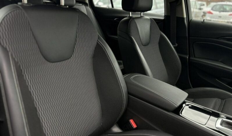 OPEL Insignia  | FWD (przód) | Automatyczna | 122 KM | Niebieski full