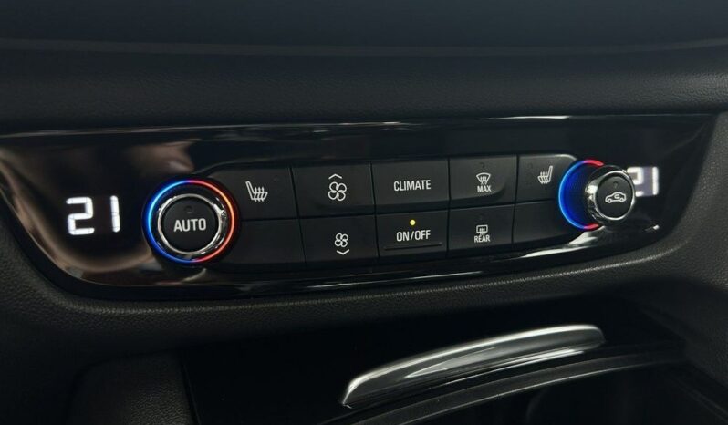 OPEL Insignia  | FWD (przód) | Automatyczna | 122 KM | Niebieski full