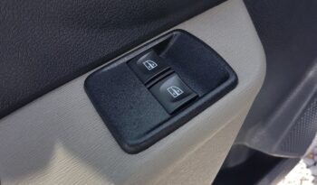 DACIA Dokker  | FWD (przód) | Manualna | 102 KM | Srebrny full