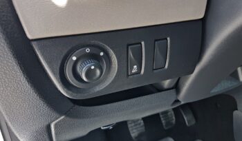 DACIA Dokker  | FWD (przód) | Manualna | 102 KM | Srebrny full