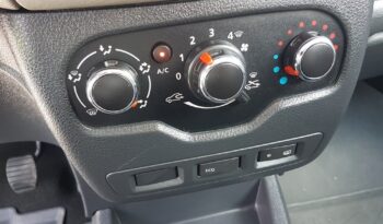 DACIA Dokker  | FWD (przód) | Manualna | 102 KM | Srebrny full