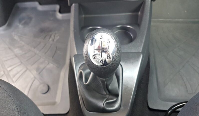 DACIA Dokker  | FWD (przód) | Manualna | 102 KM | Srebrny full