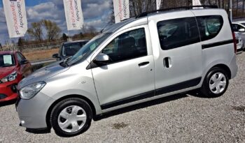 DACIA Dokker  | FWD (przód) | Manualna | 102 KM | Srebrny full