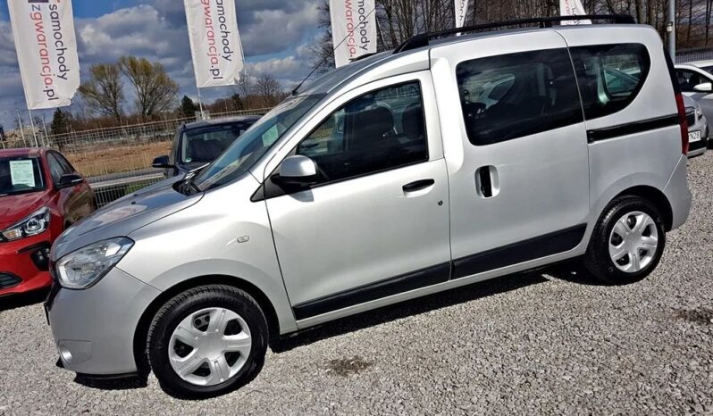 DACIA Dokker  | FWD (przód) | Manualna | 102 KM | Srebrny full