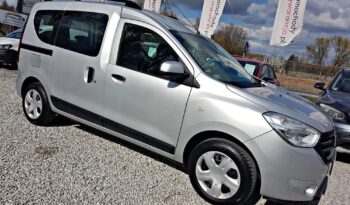 DACIA Dokker  | FWD (przód) | Manualna | 102 KM | Srebrny full
