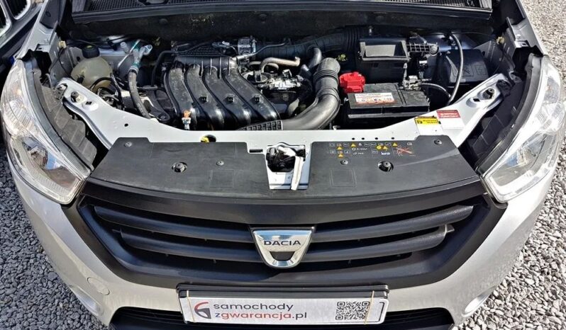 DACIA Dokker  | FWD (przód) | Manualna | 102 KM | Srebrny full