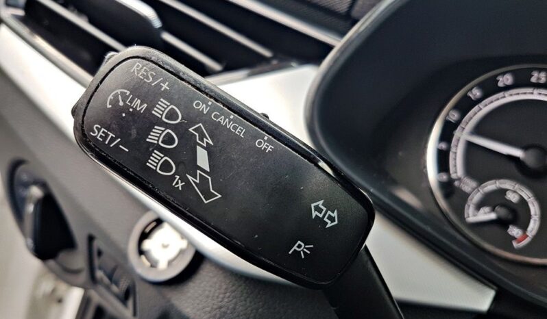 SKODA Scala | FWD (przód) | Manualna | 115 KM | Biały full