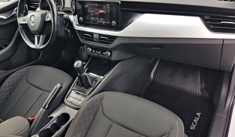 SKODA Scala | FWD (przód) | Manualna | 115 KM | Biały full