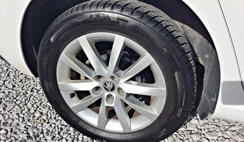 SKODA Scala | FWD (przód) | Manualna | 115 KM | Biały full