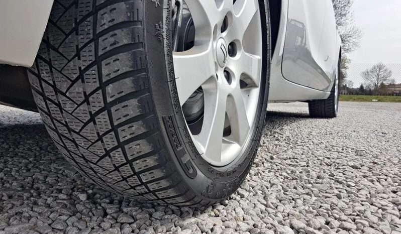 OPEL Zafira  | FWD (przód) | Manualna | 110 KM | Biały full