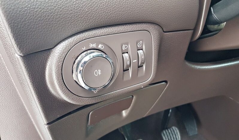 OPEL Zafira  | FWD (przód) | Manualna | 110 KM | Biały full