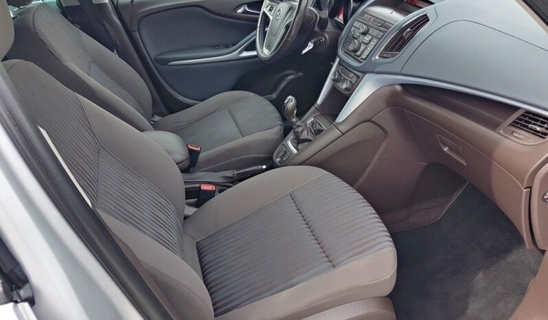 OPEL Zafira  | FWD (przód) | Manualna | 110 KM | Biały full