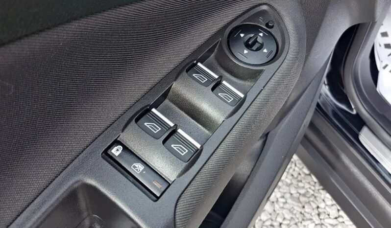 FORD Grand C-Max  | FWD (przód) | Manualna | 125 KM | Czarny full