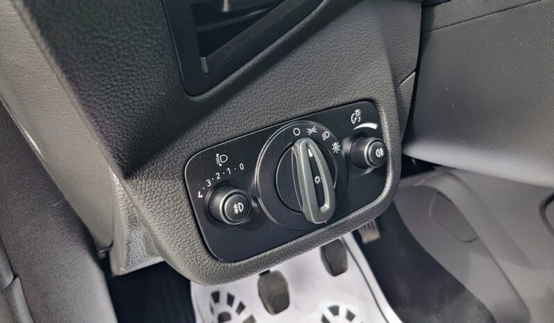 FORD Grand C-Max  | FWD (przód) | Manualna | 125 KM | Czarny full