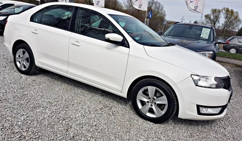 SKODA RAPID  | FWD (przód) | Manualna | 115 KM | Biały full