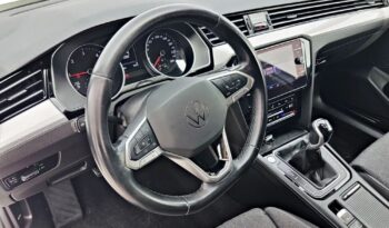 VOLKSWAGEN Passat  | FWD (przód) | Manualna | 150 KM | Biały full