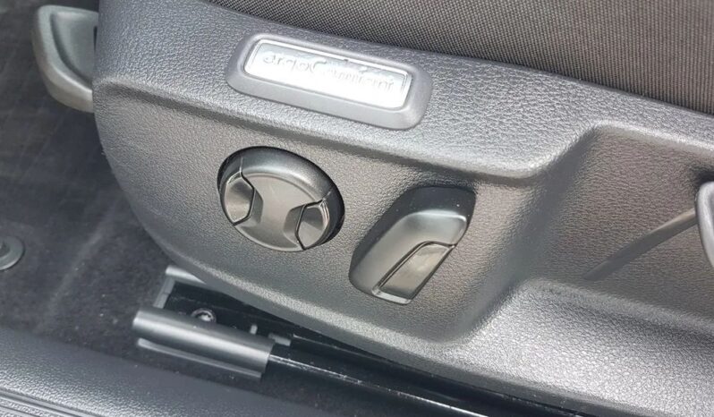 VOLKSWAGEN Passat  | FWD (przód) | Manualna | 150 KM | Biały full