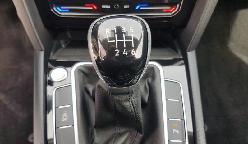 VOLKSWAGEN Passat  | FWD (przód) | Manualna | 150 KM | Biały full