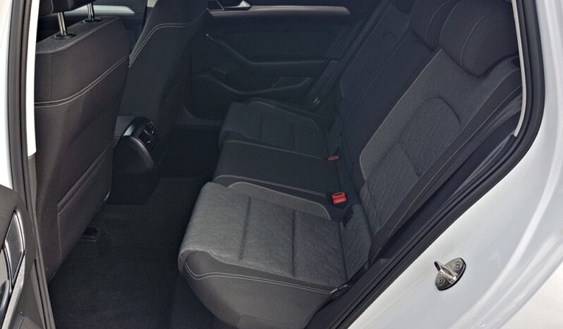 VOLKSWAGEN Passat  | FWD (przód) | Manualna | 150 KM | Biały full