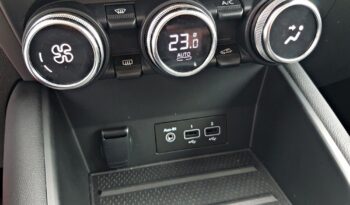 RENAULT Captur  | FWD (przód) | Automatyczna | 160 KM | Biały full