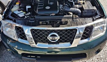 NISSAN Navara  | 4×4 (doł. ręcznie) | Manualna | 190 KM | Zielony full