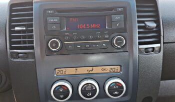 NISSAN Navara  | 4×4 (doł. ręcznie) | Manualna | 190 KM | Zielony full