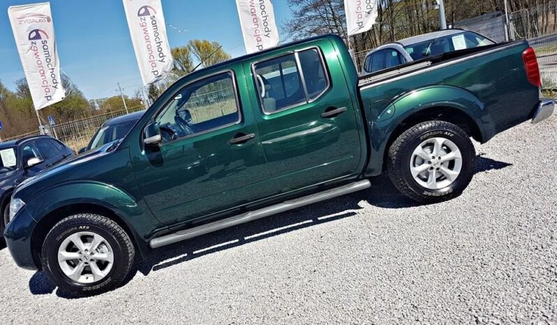 NISSAN Navara  | 4×4 (doł. ręcznie) | Manualna | 190 KM | Zielony full