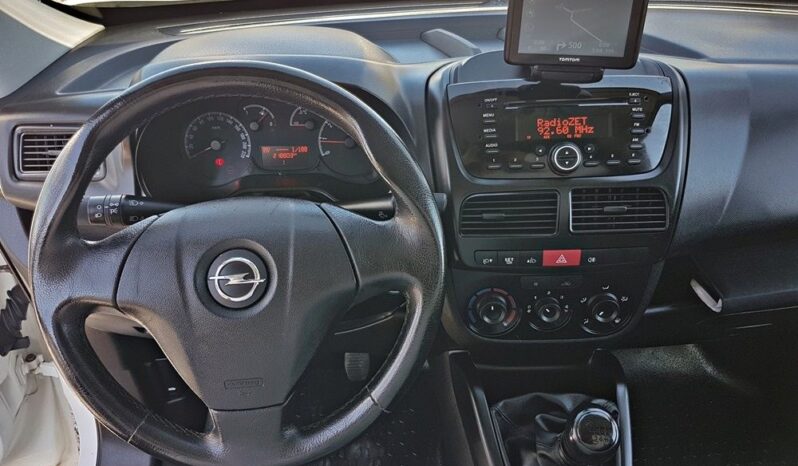 OPEL Combo | FWD (przód) | Manualna | 105 KM | Biały full