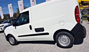 OPEL Combo | FWD (przód) | Manualna | 105 KM | Biały full