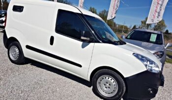 OPEL Combo | FWD (przód) | Manualna | 105 KM | Biały full