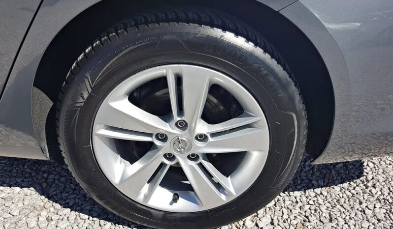 OPEL Insignia  | FWD (przód) | Automatyczna | 174 KM | Szary full