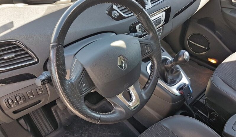 RENAULT Scenic  | FWD (przód) | Manualna | 115 KM | Bordowy full