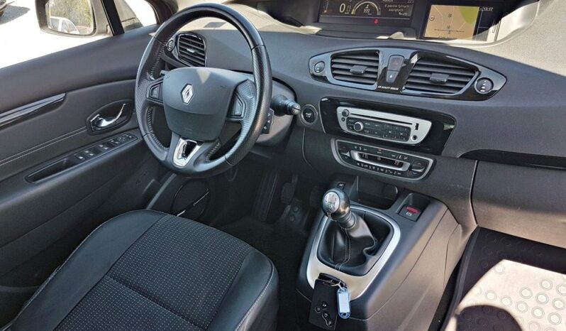 RENAULT Scenic  | FWD (przód) | Manualna | 115 KM | Bordowy full