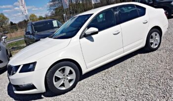 SKODA Octavia  | FWD (przód) | Manualna | 150 KM | Biały full