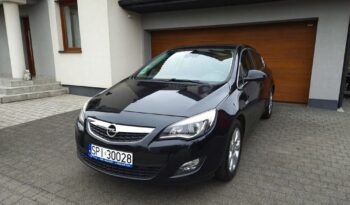 OPEL Astra | FWD (przód) | Manualna | 180 KM | Czarny full