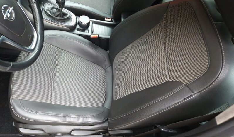 OPEL Astra | FWD (przód) | Manualna | 180 KM | Czarny full