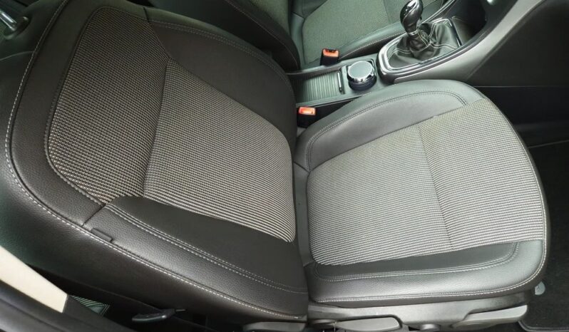 OPEL Astra | FWD (przód) | Manualna | 180 KM | Czarny full